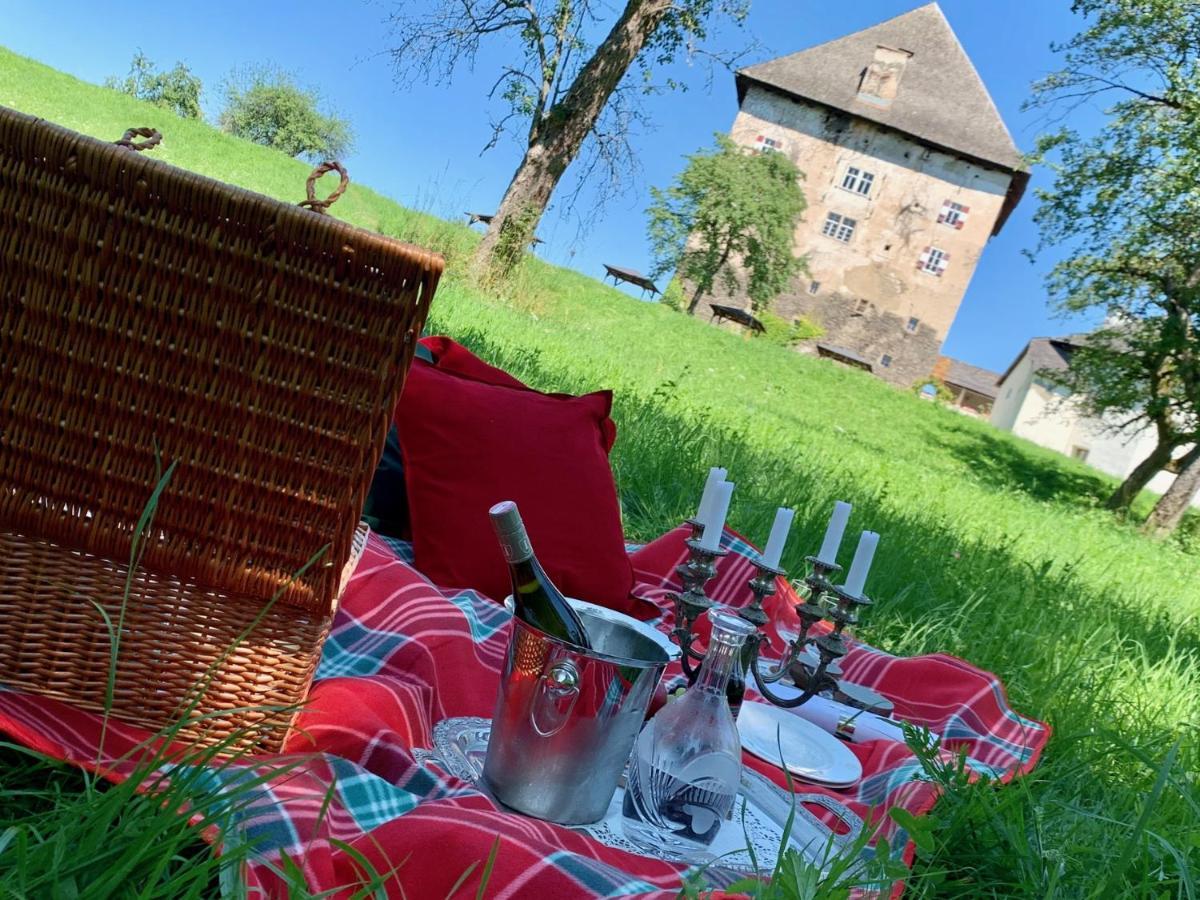 Schloss Moosburg Gaestehaus Exterior photo