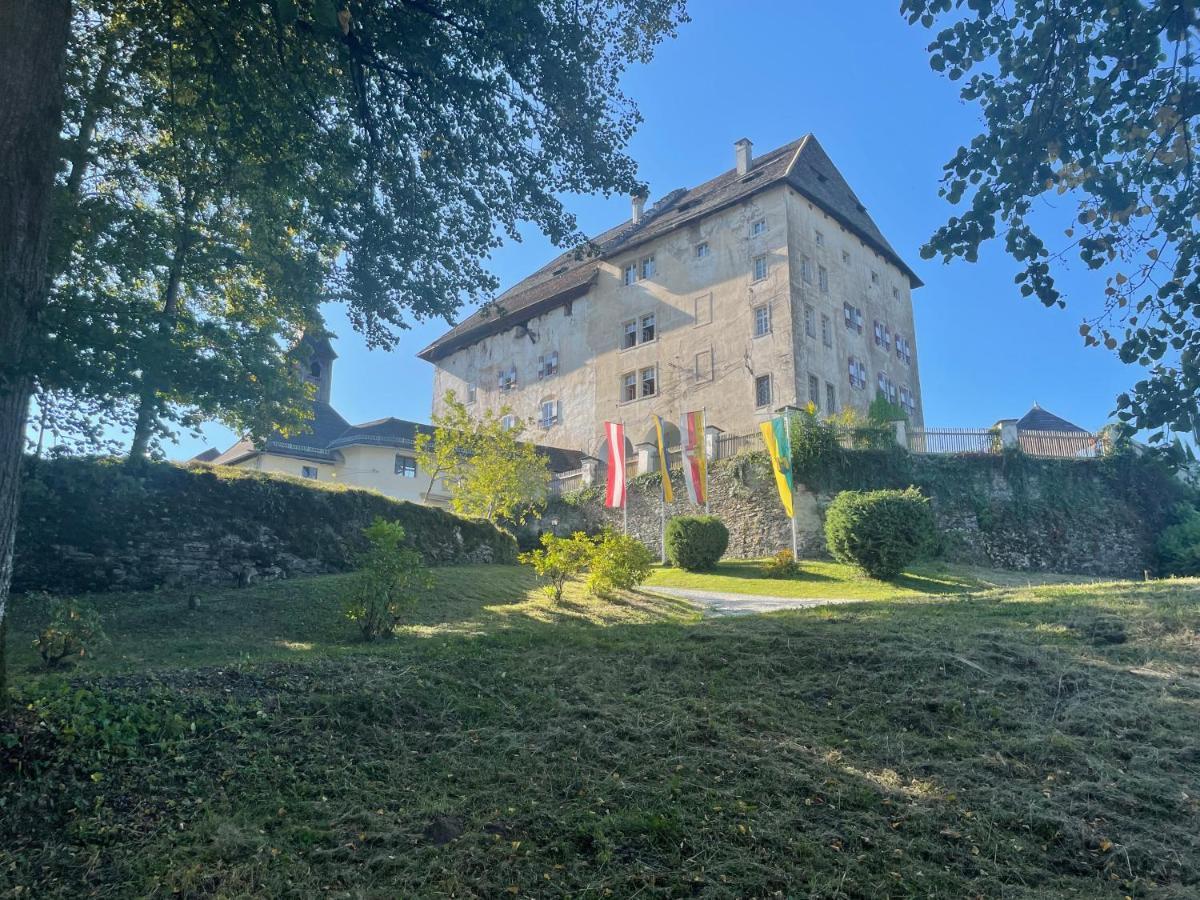 Schloss Moosburg Gaestehaus Hotel Exterior photo