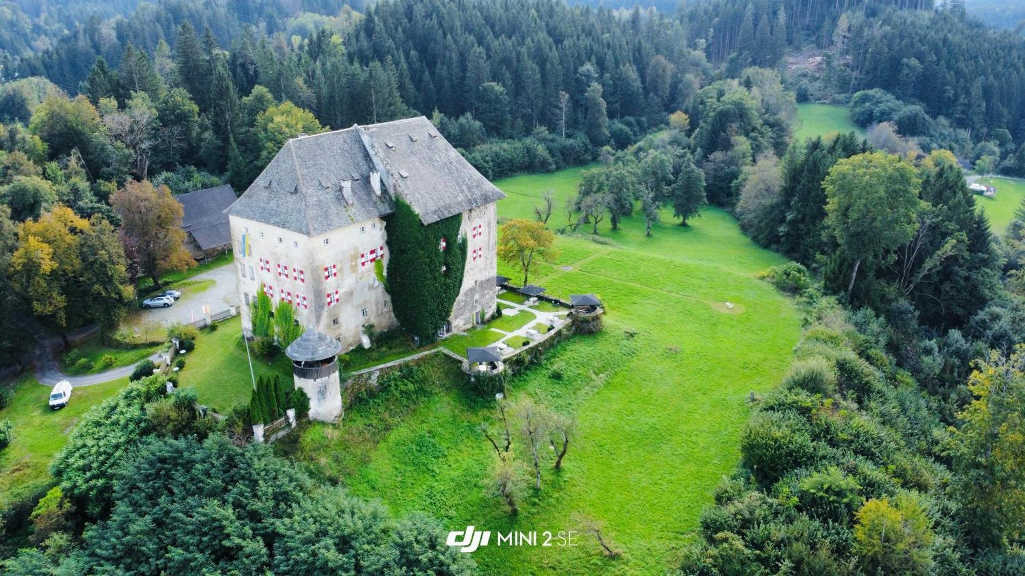 Schloss Moosburg Gaestehaus Hotel Exterior photo